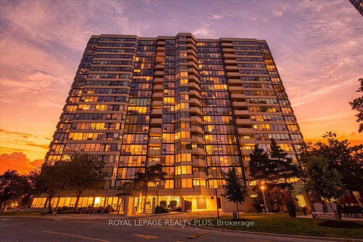 350 Rathburn Road Unit 701