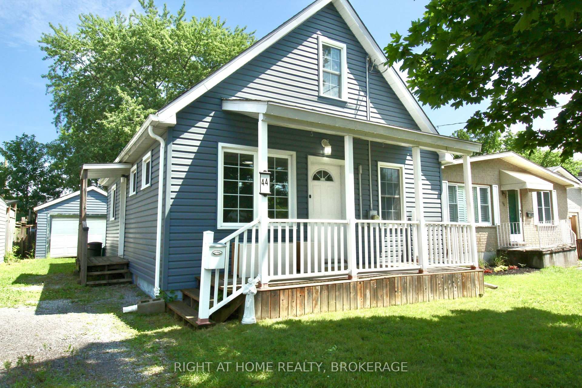 44 Cumming Street