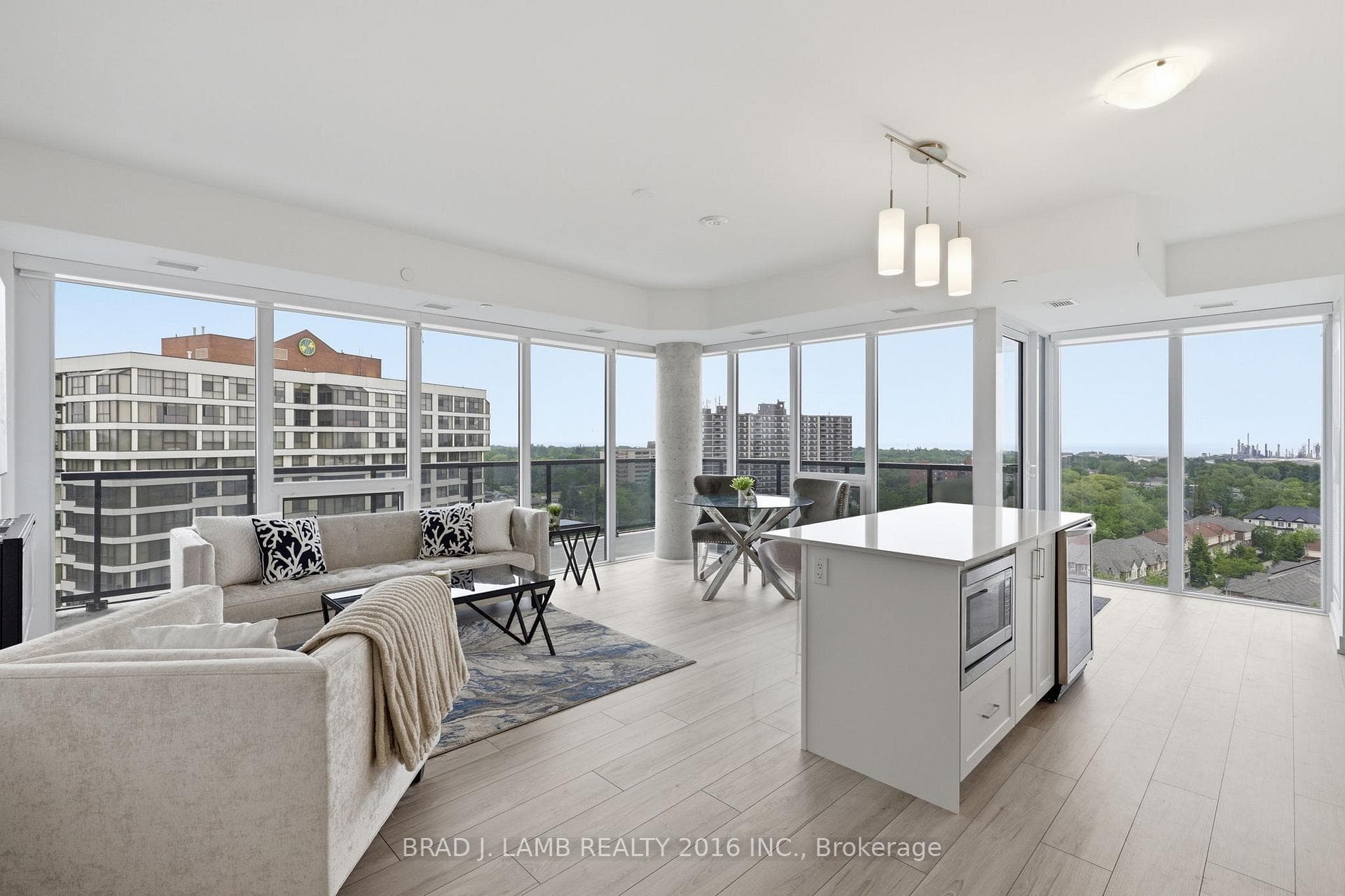 1035 Southdown Road Unit 1204