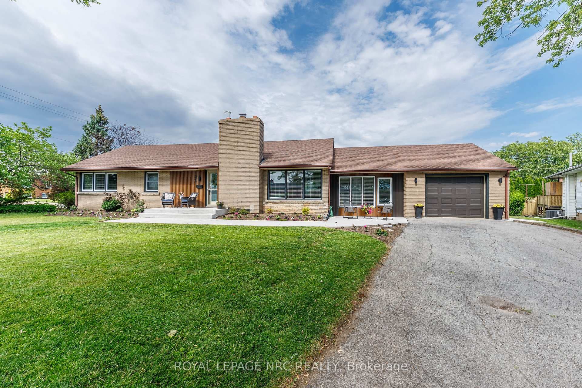 24 Munro Street
