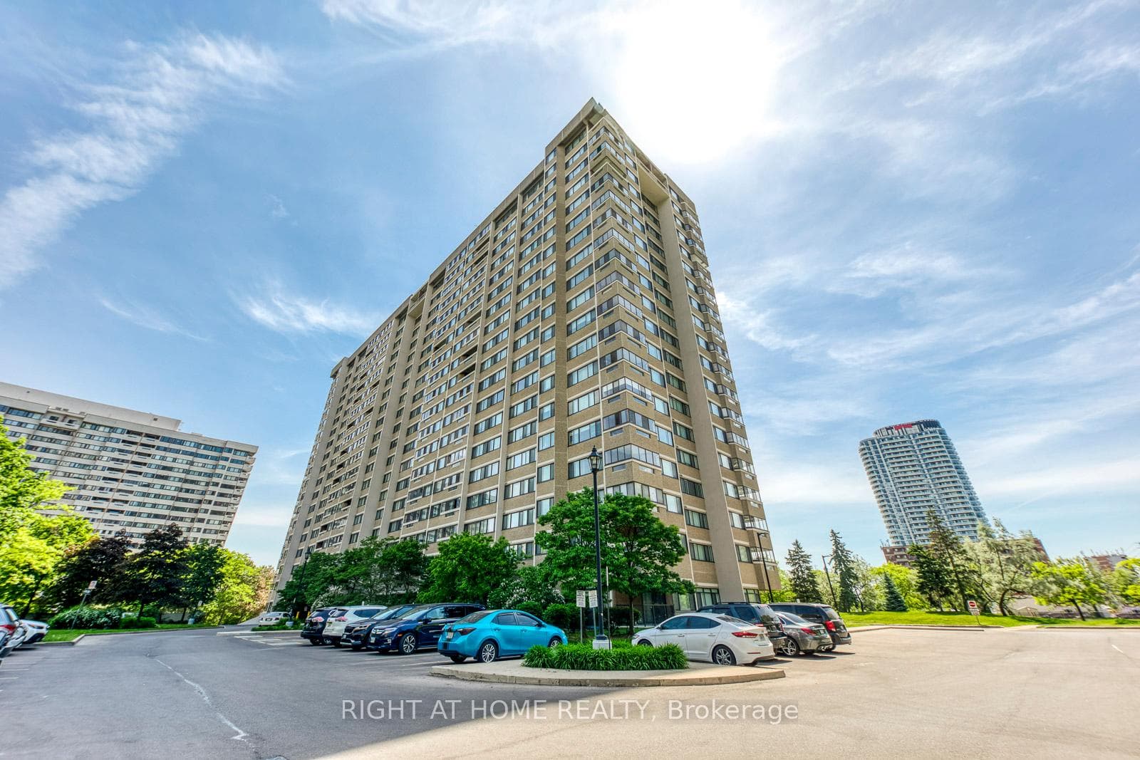 50 Elm Drive Unit 607