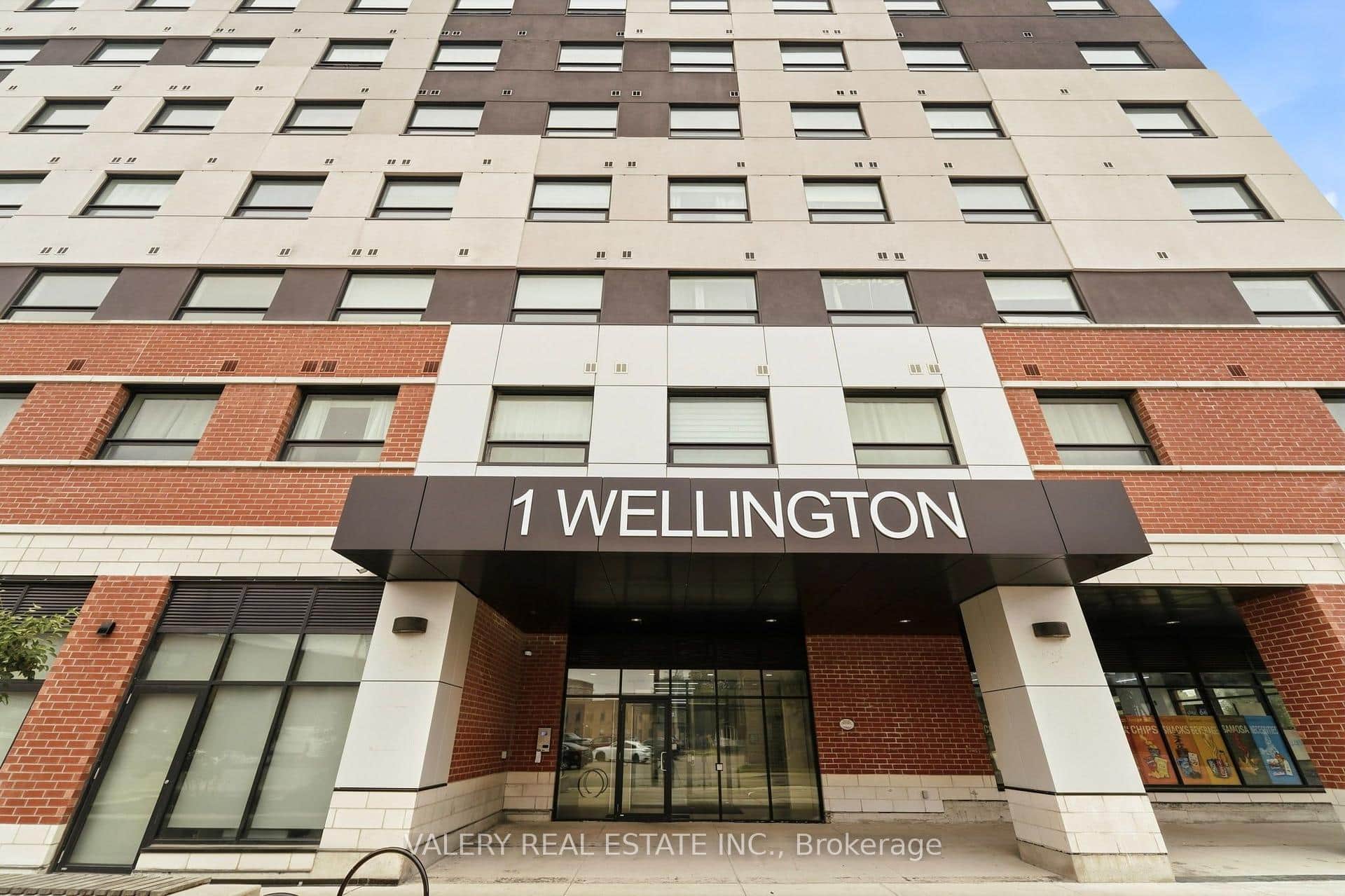 1 Wellington Street Unit 717