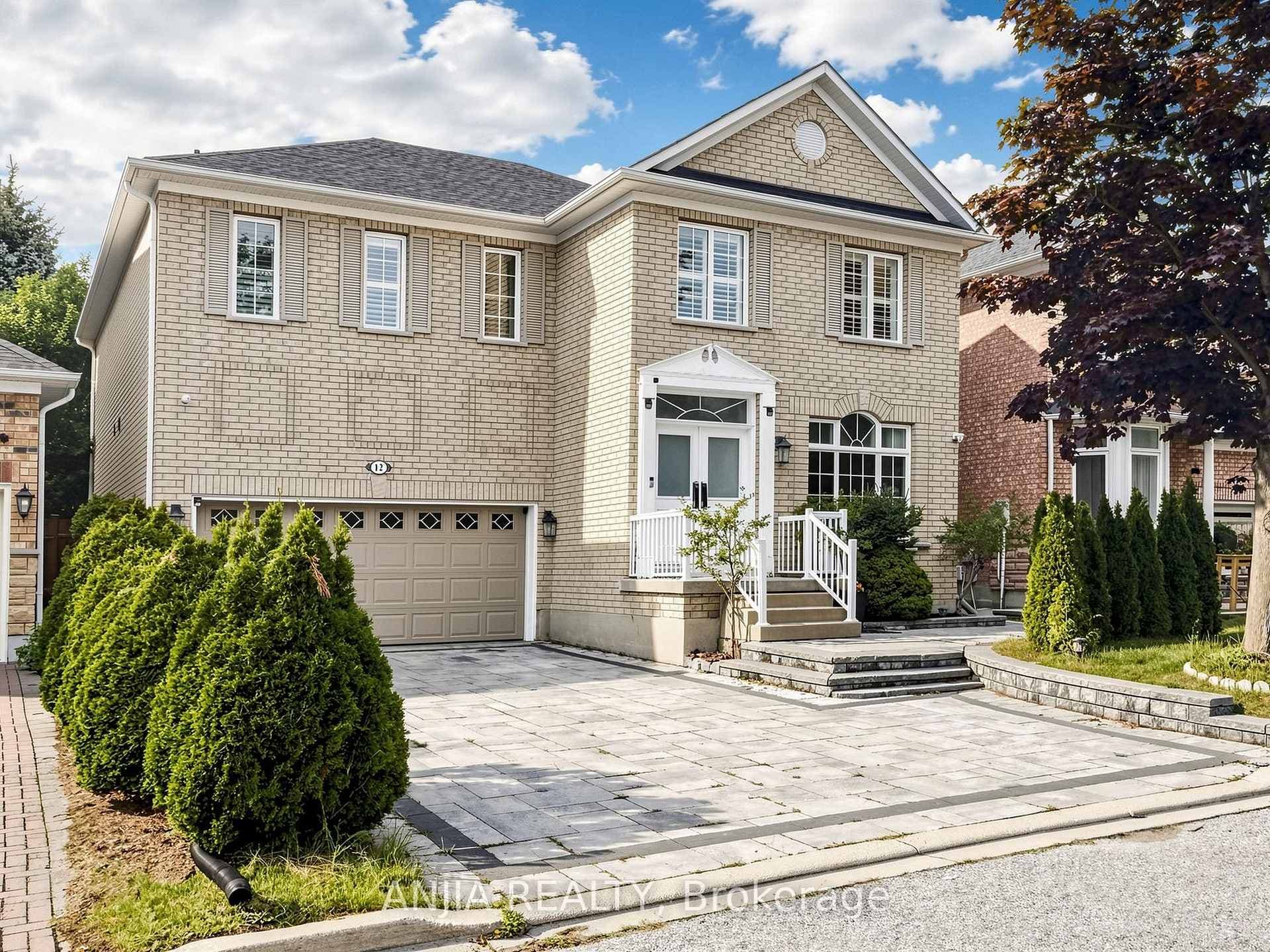 12 Gardenia Crescent