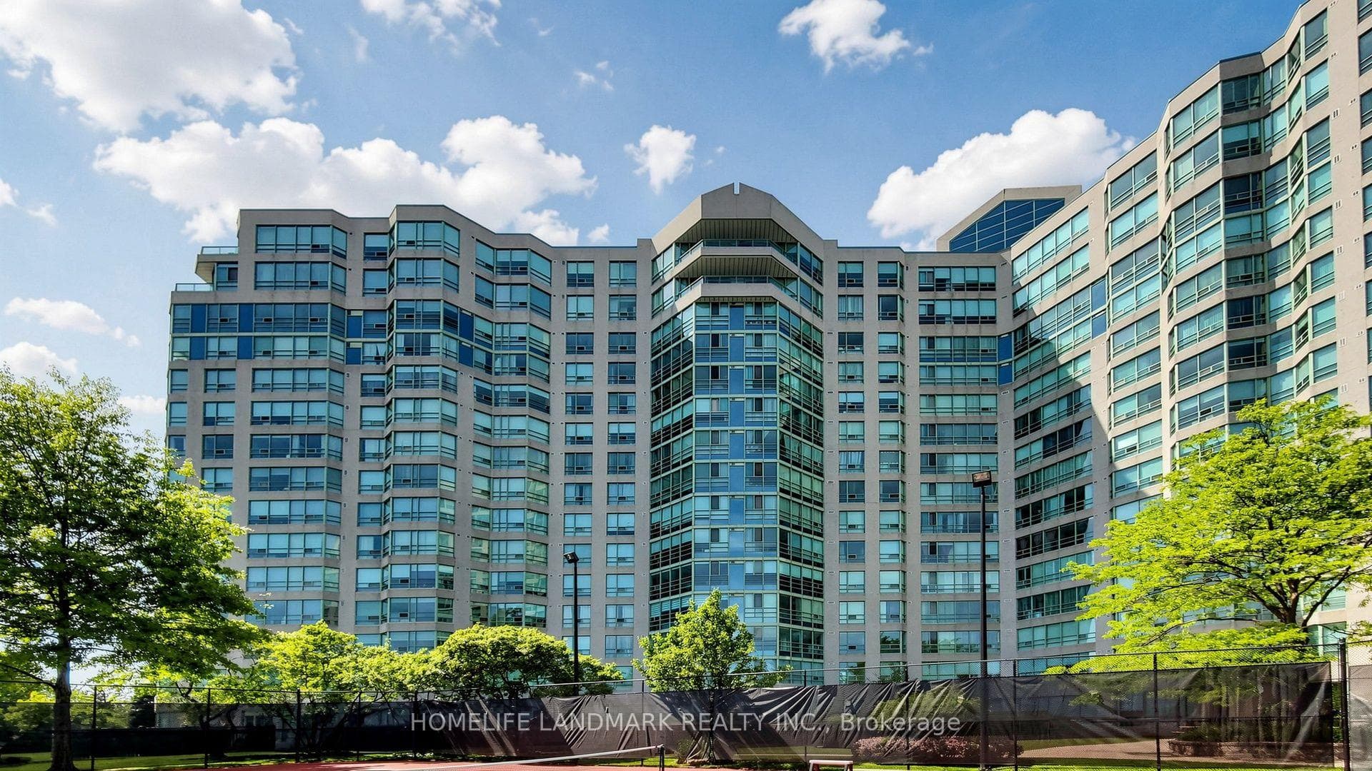 7805 Bayview Avenue Unit 913