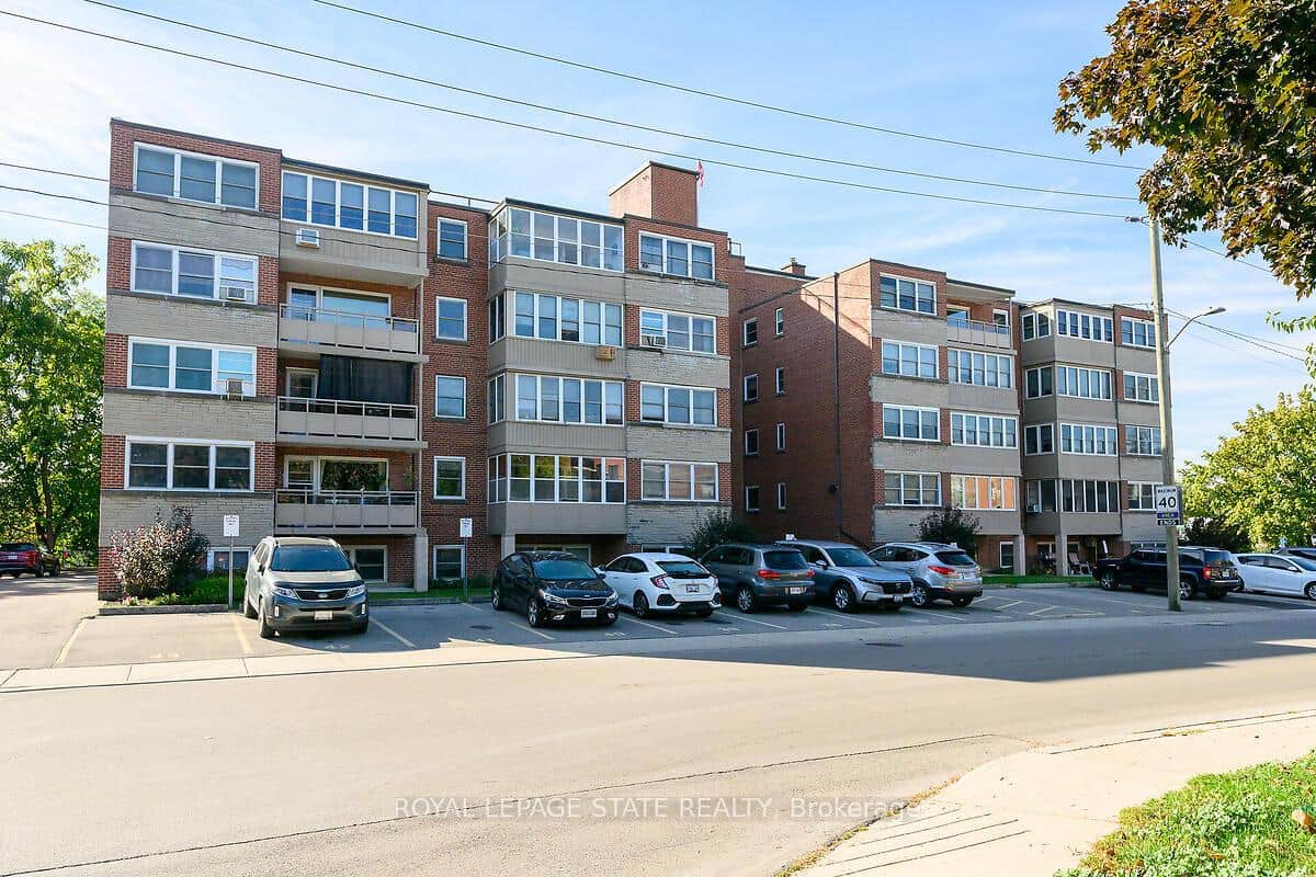 9 Grant Boulevard Unit 107
