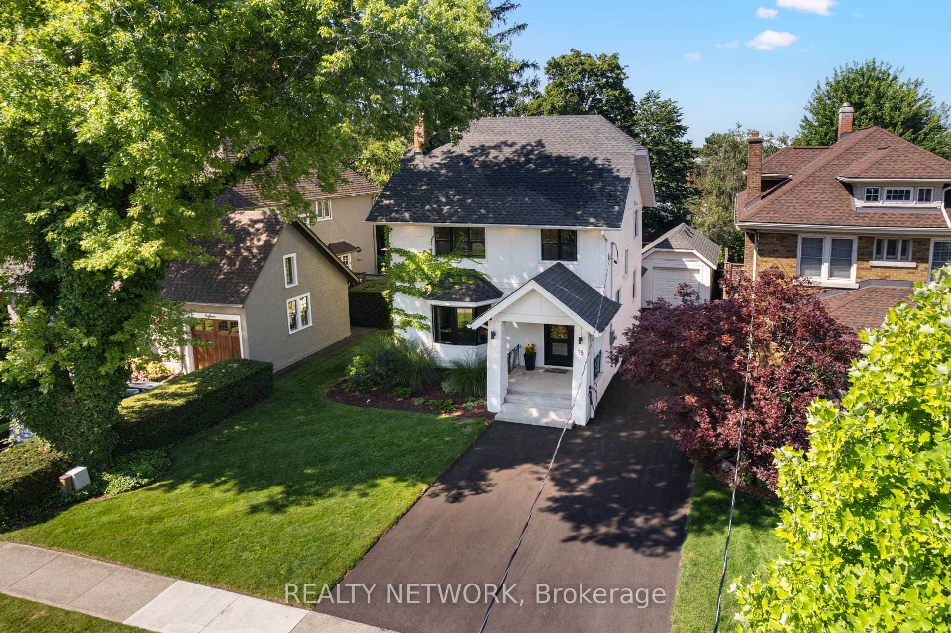 16 South Drive