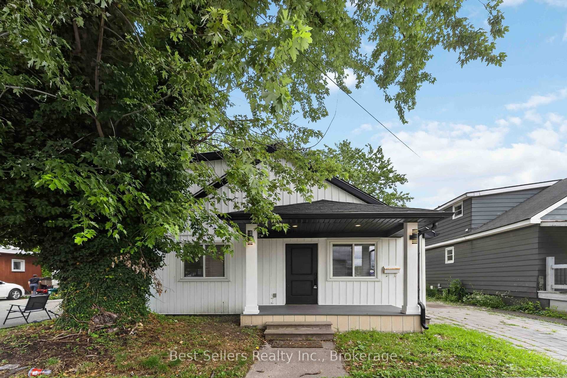 85 PELHAM Road