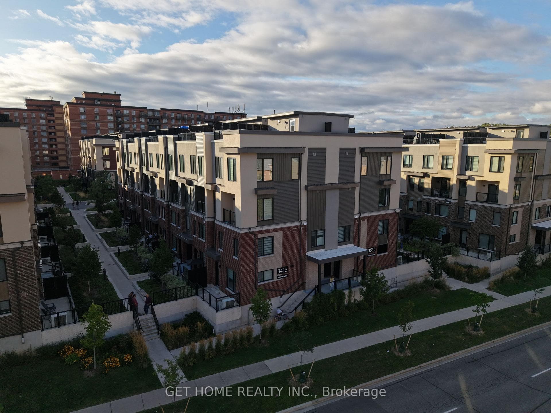 3415 Ridgeway Drive Unit 5