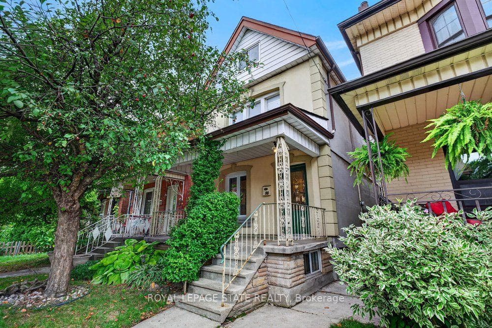 23 Garfield Avenue