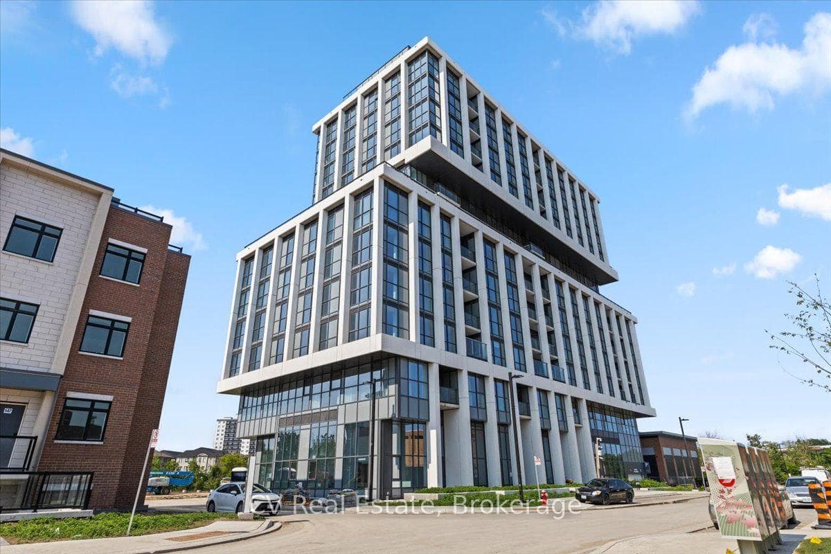 1063 Douglas McCurdy Common Unit 1008