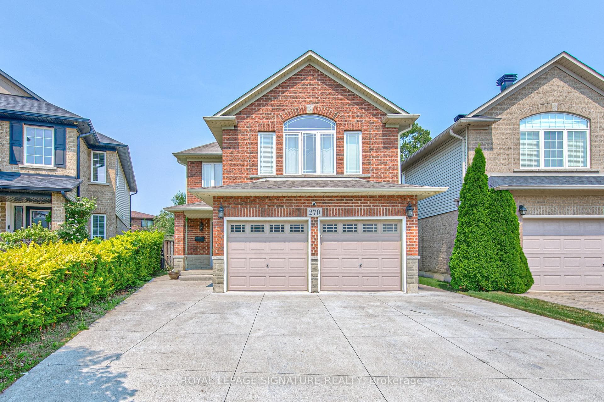270 Springvalley Crescent