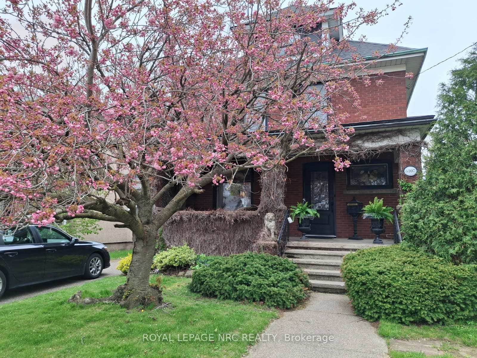 6107 Barker Street