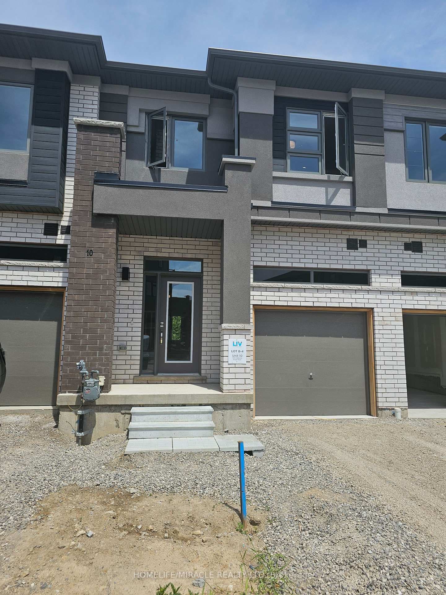 660 Colborne Street Unit 10