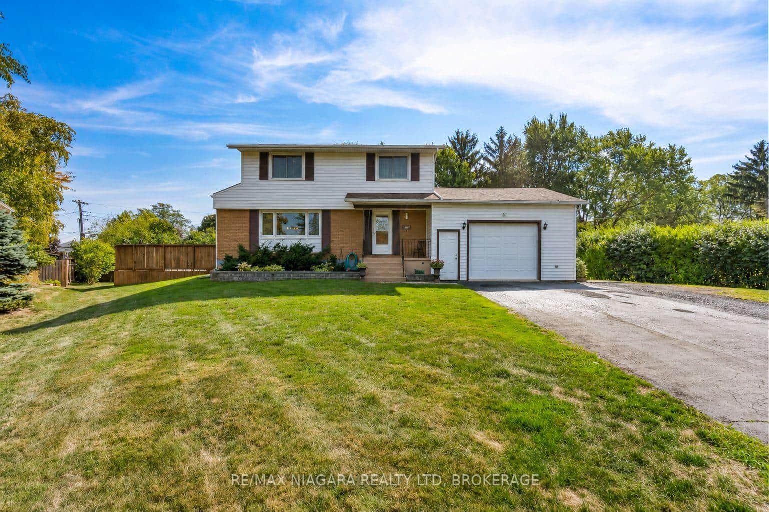 28 Thorncrest Road