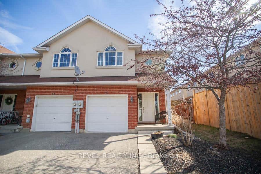20 McConkey Crescent Unit 67