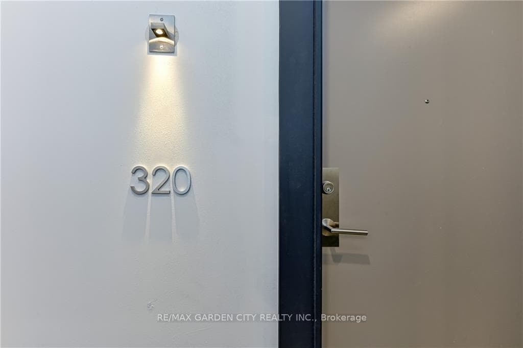 16 Concord Place Unit 320
