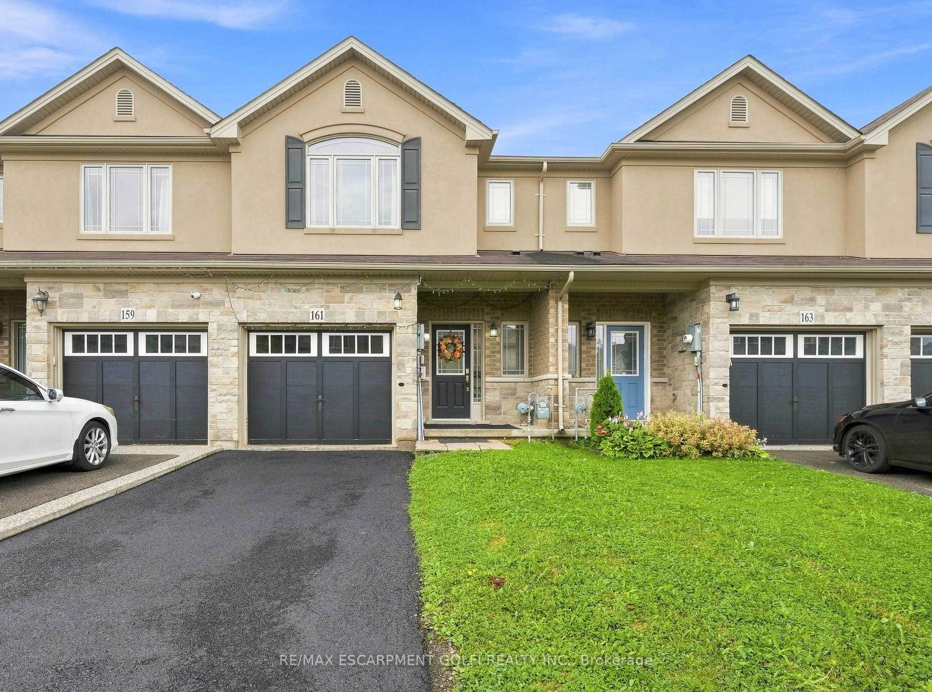 161 Kinsman Drive
