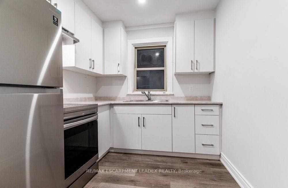 598 Upper James Street Unit A