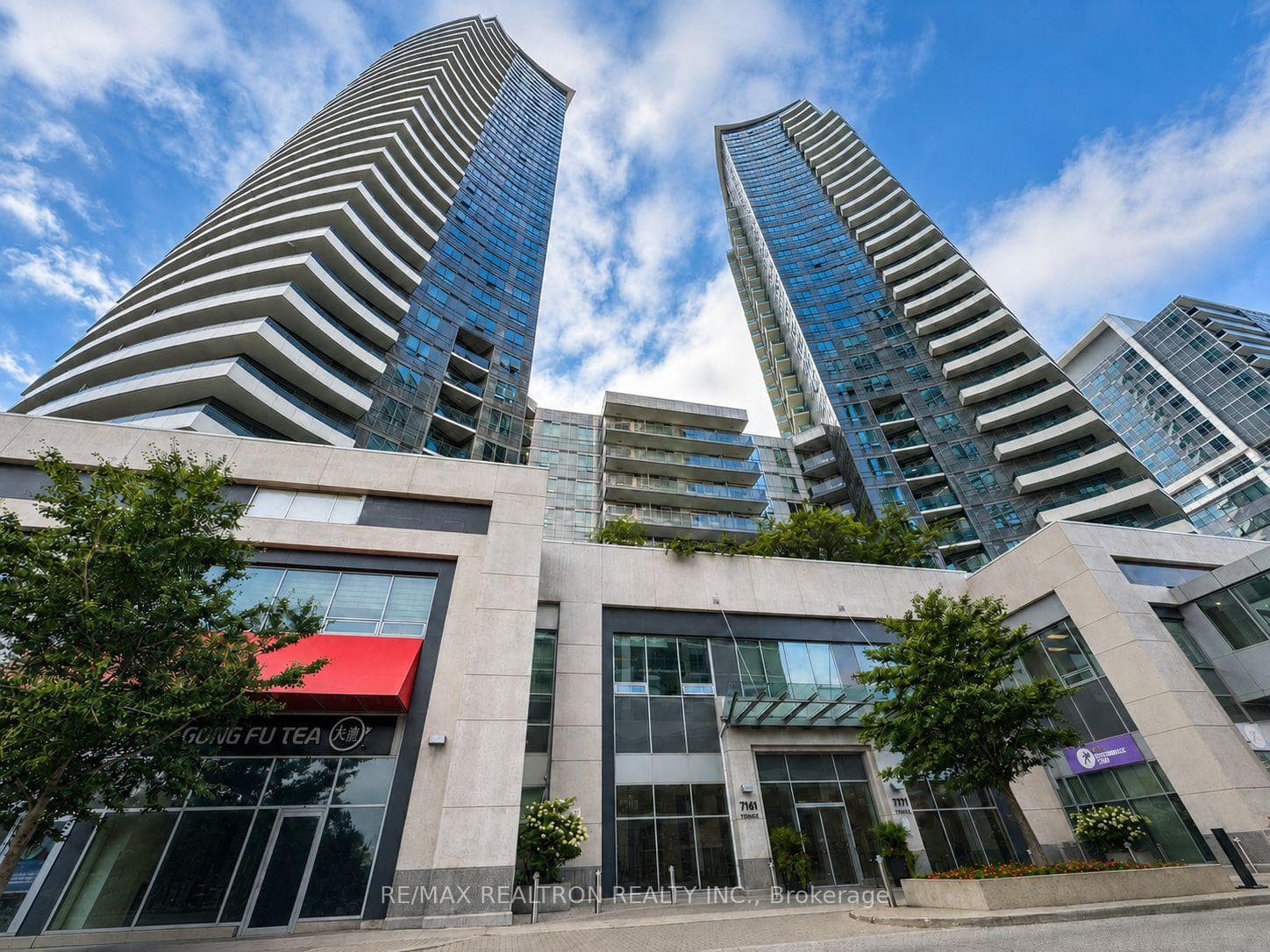 7161 Yonge Street Unit 2535