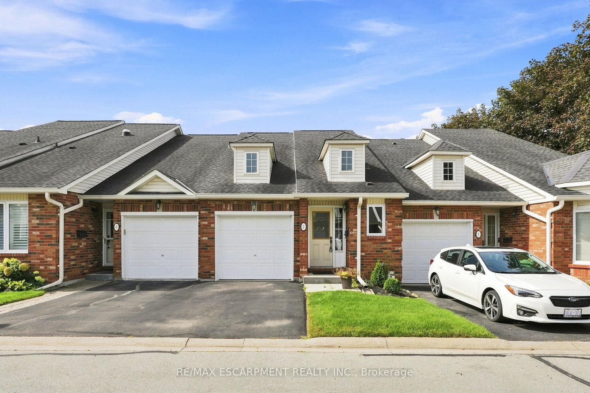 222 FELLOWES Crescent Unit 2