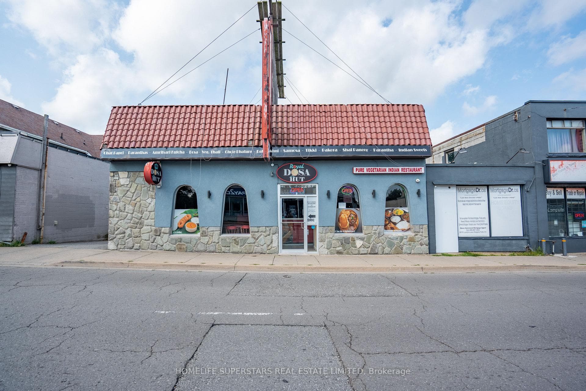 5991 Lundys Lane