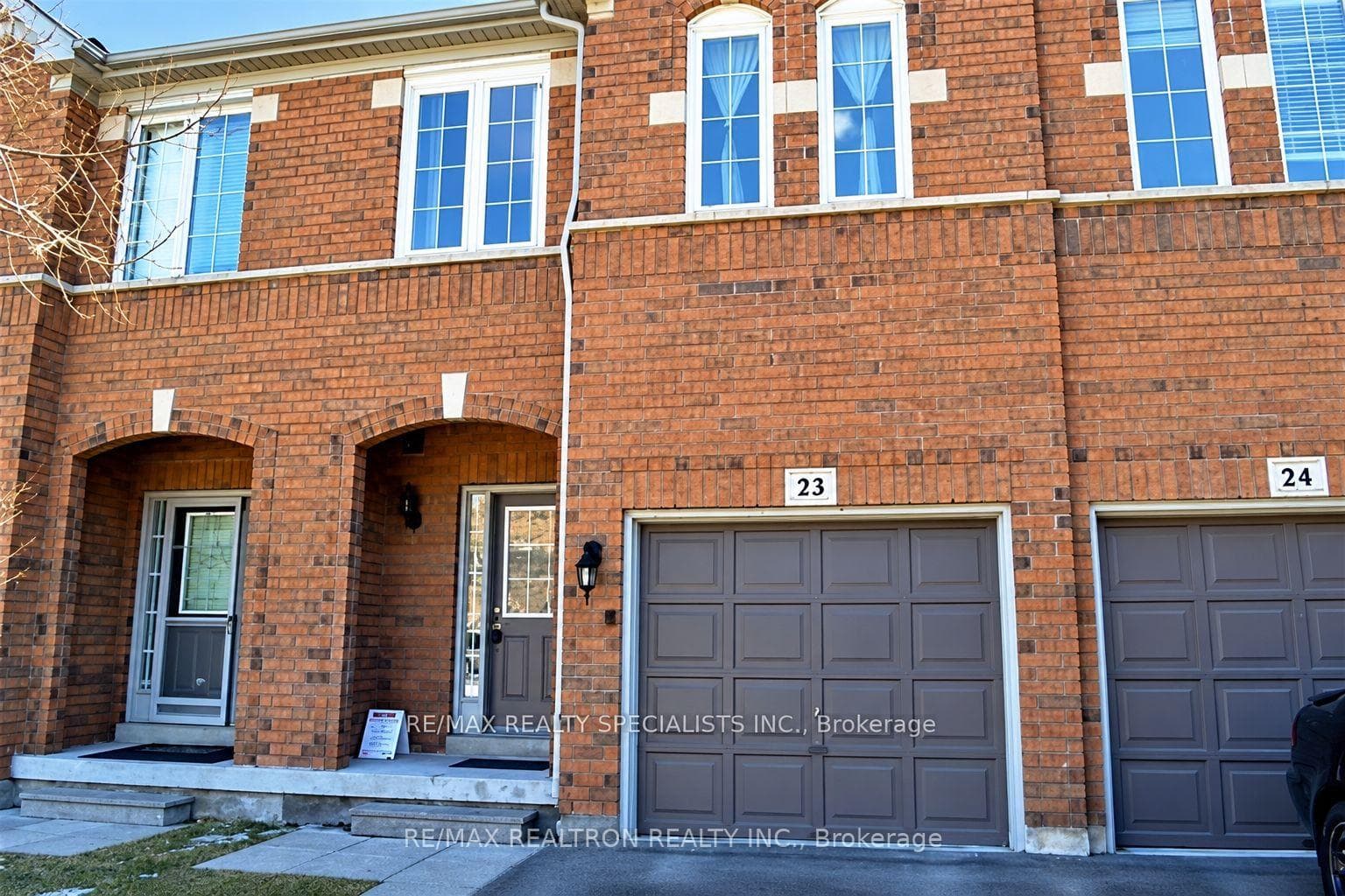 5530 Glen Erin Drive Unit 23