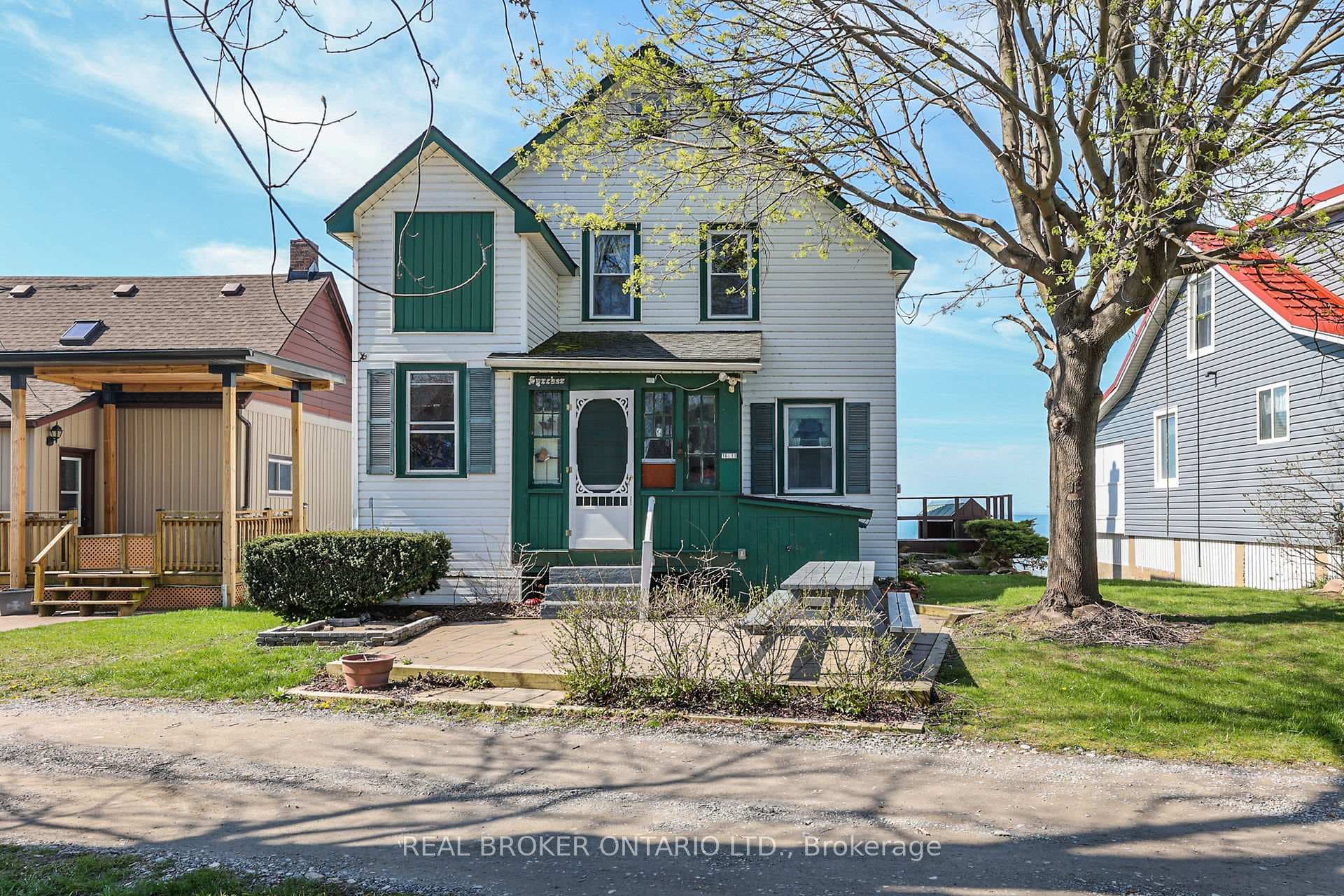 11611 Beach Road