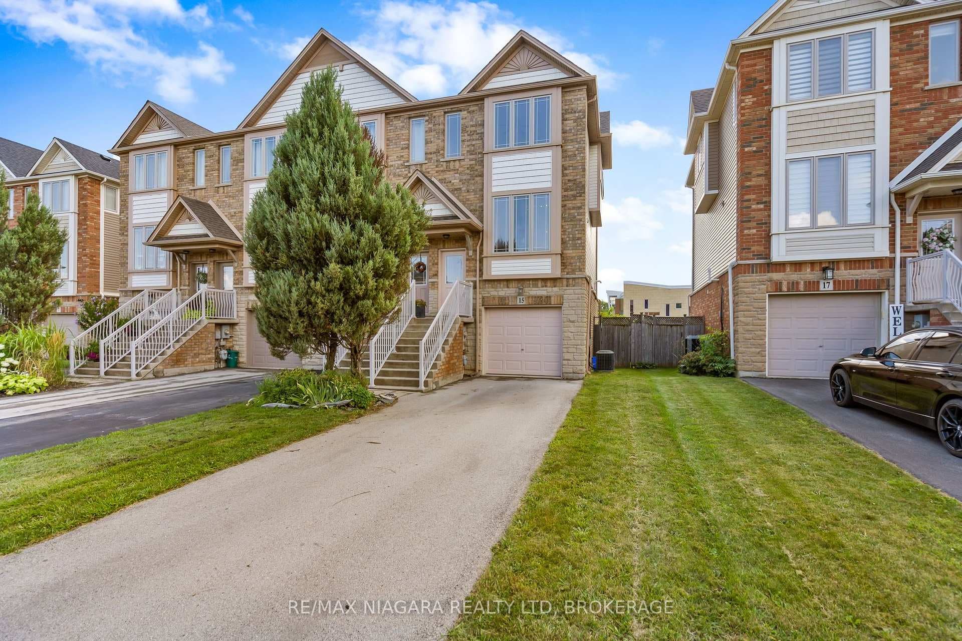 15 Hemlock Way