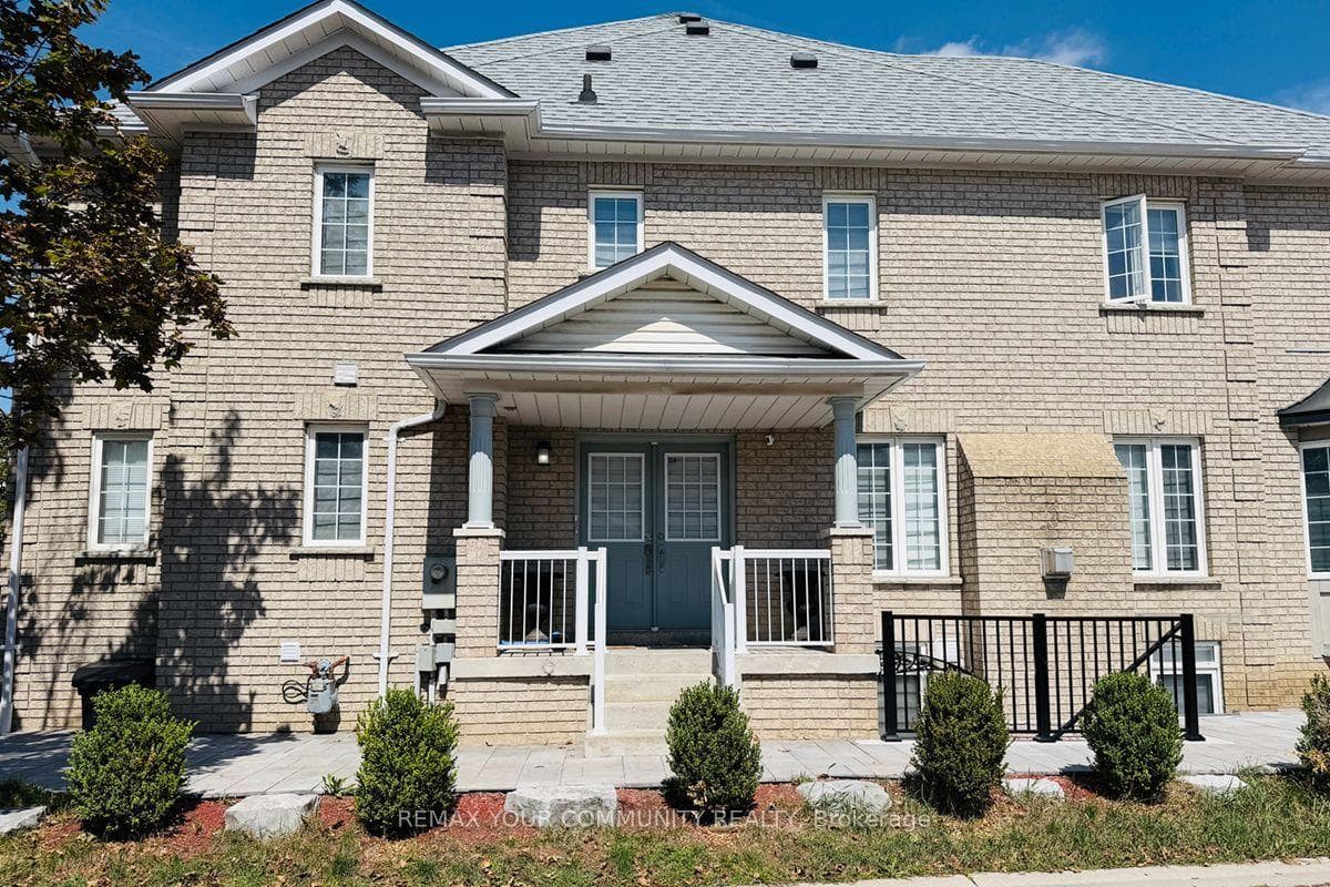 15 Benjamin Hood Crescent