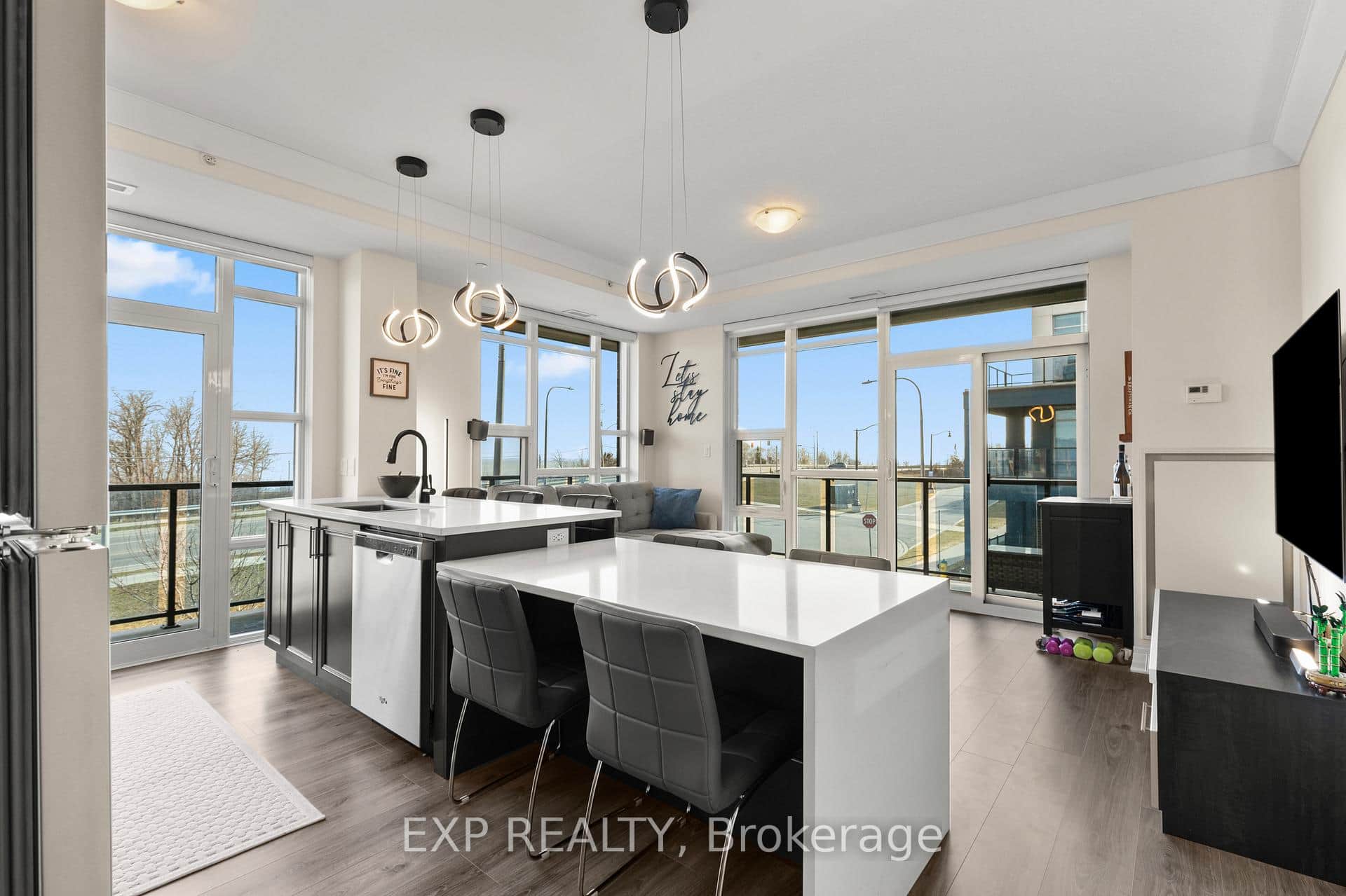 10 Concord Place Unit 209