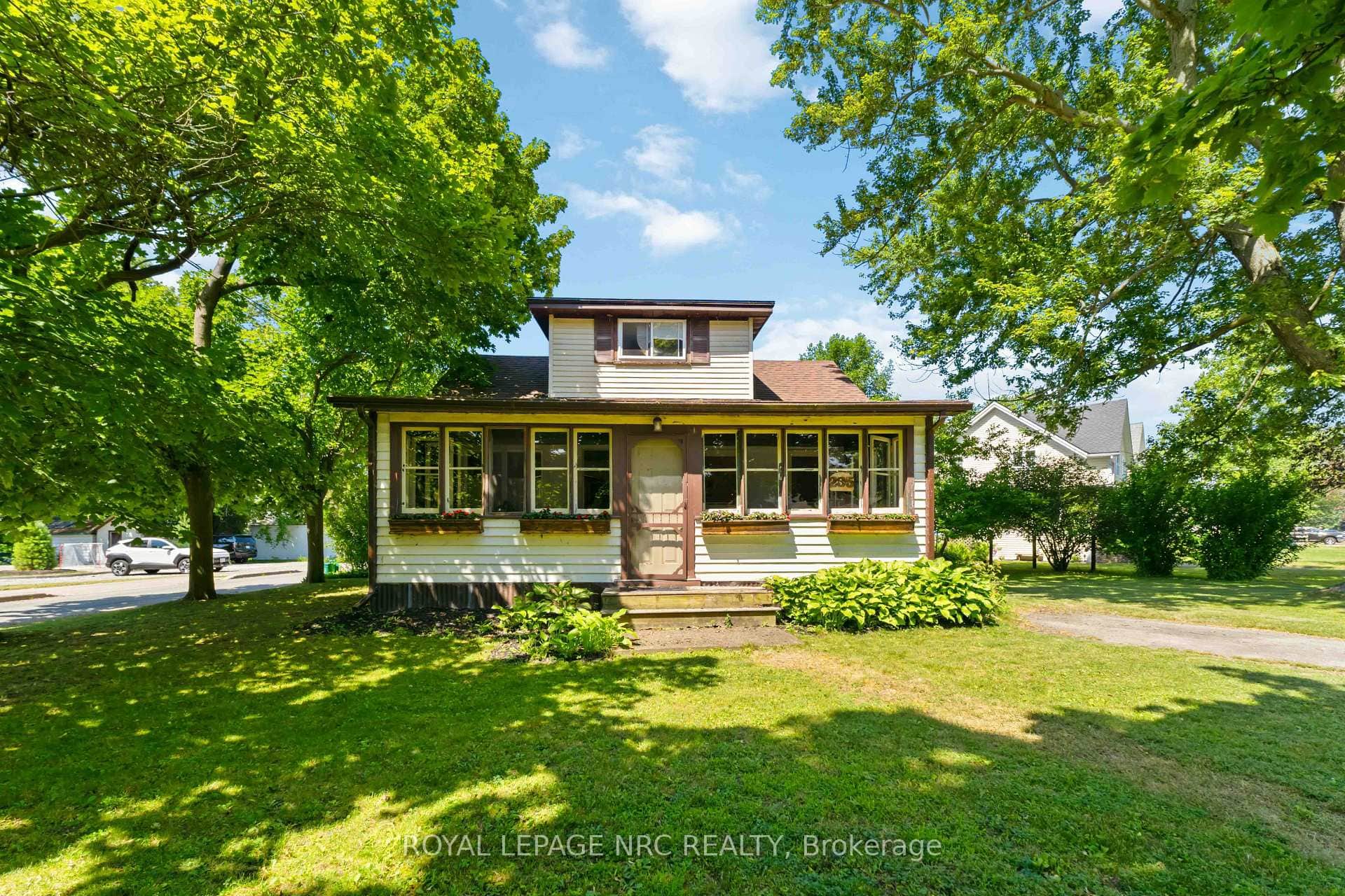 295 Leask Avenue