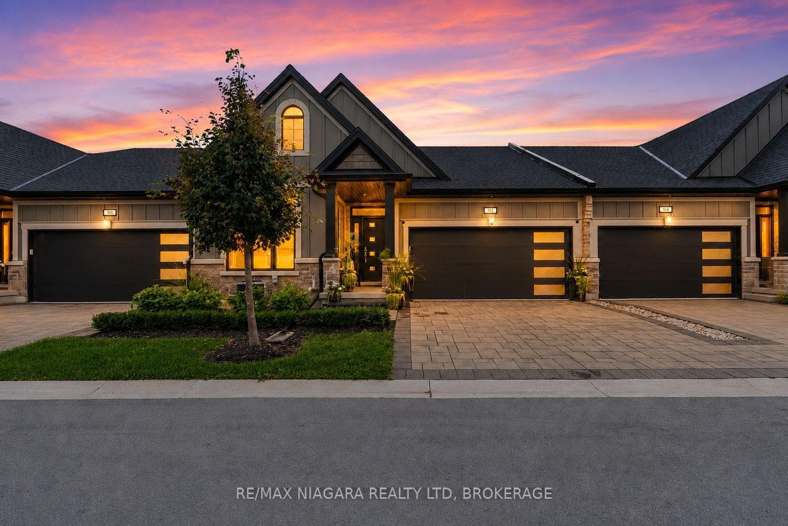 154 PORT ROBINSON Road Unit 32