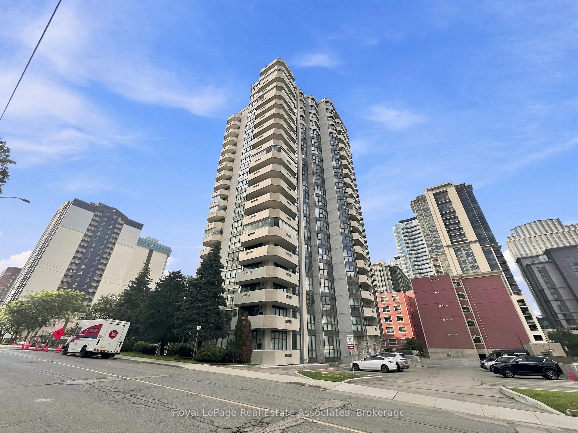 67 Caroline Street Unit 13E