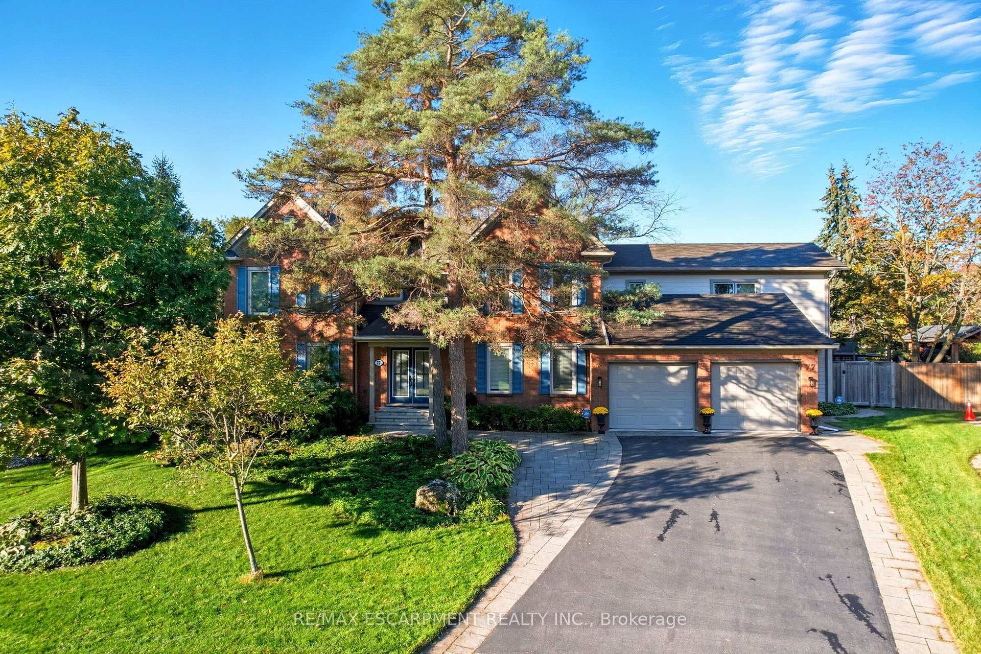 77 Flanders Drive