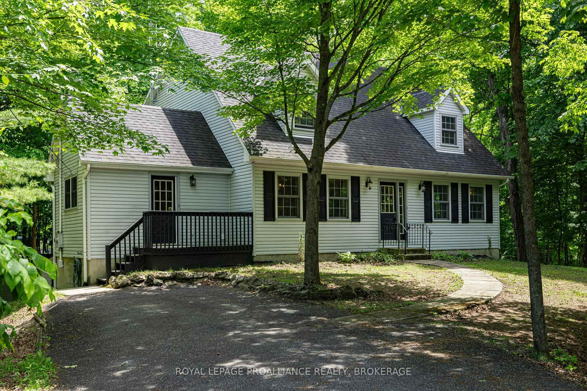 1403 Norway Road