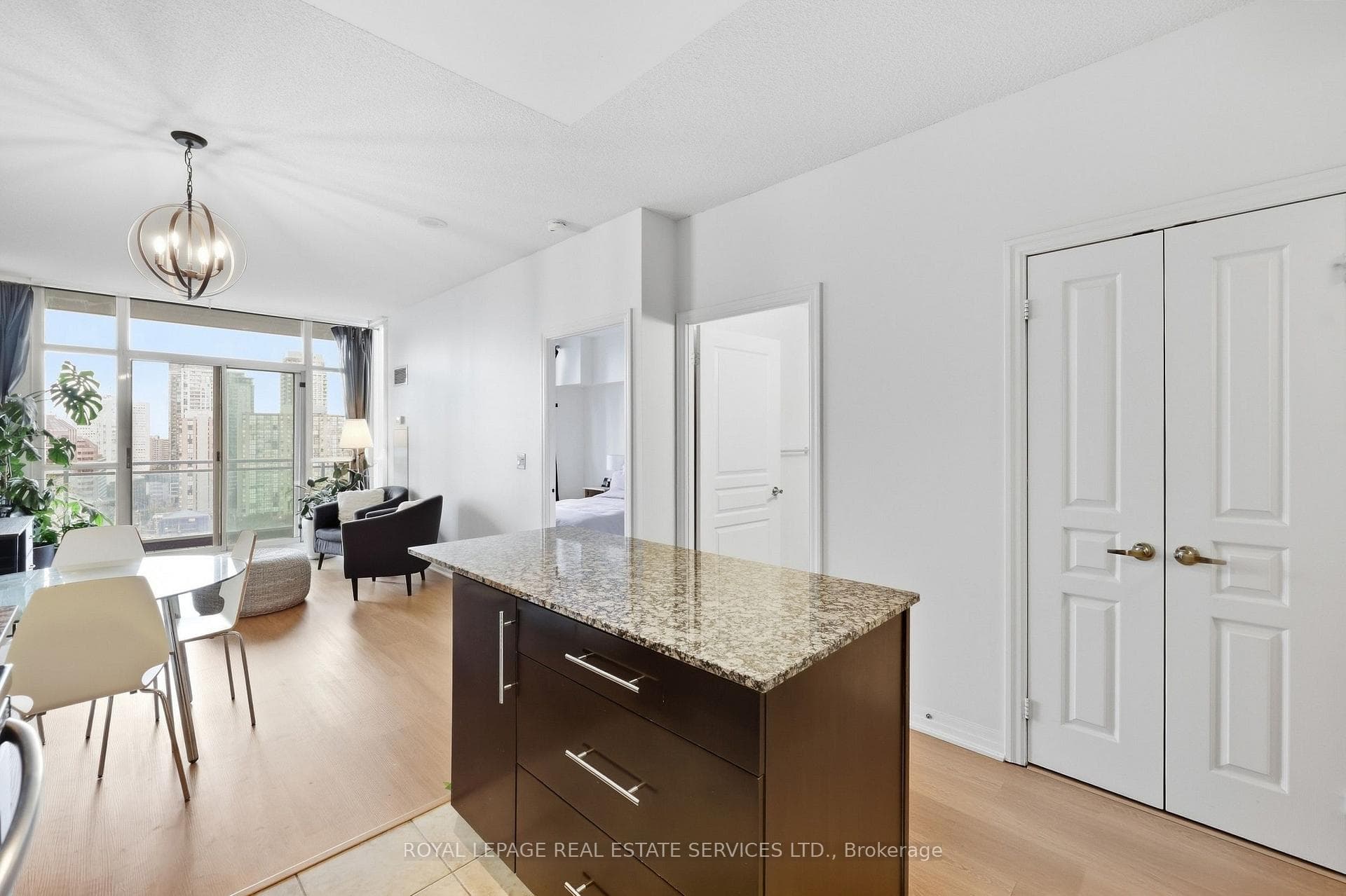 223 Webb Drive Unit 1504
