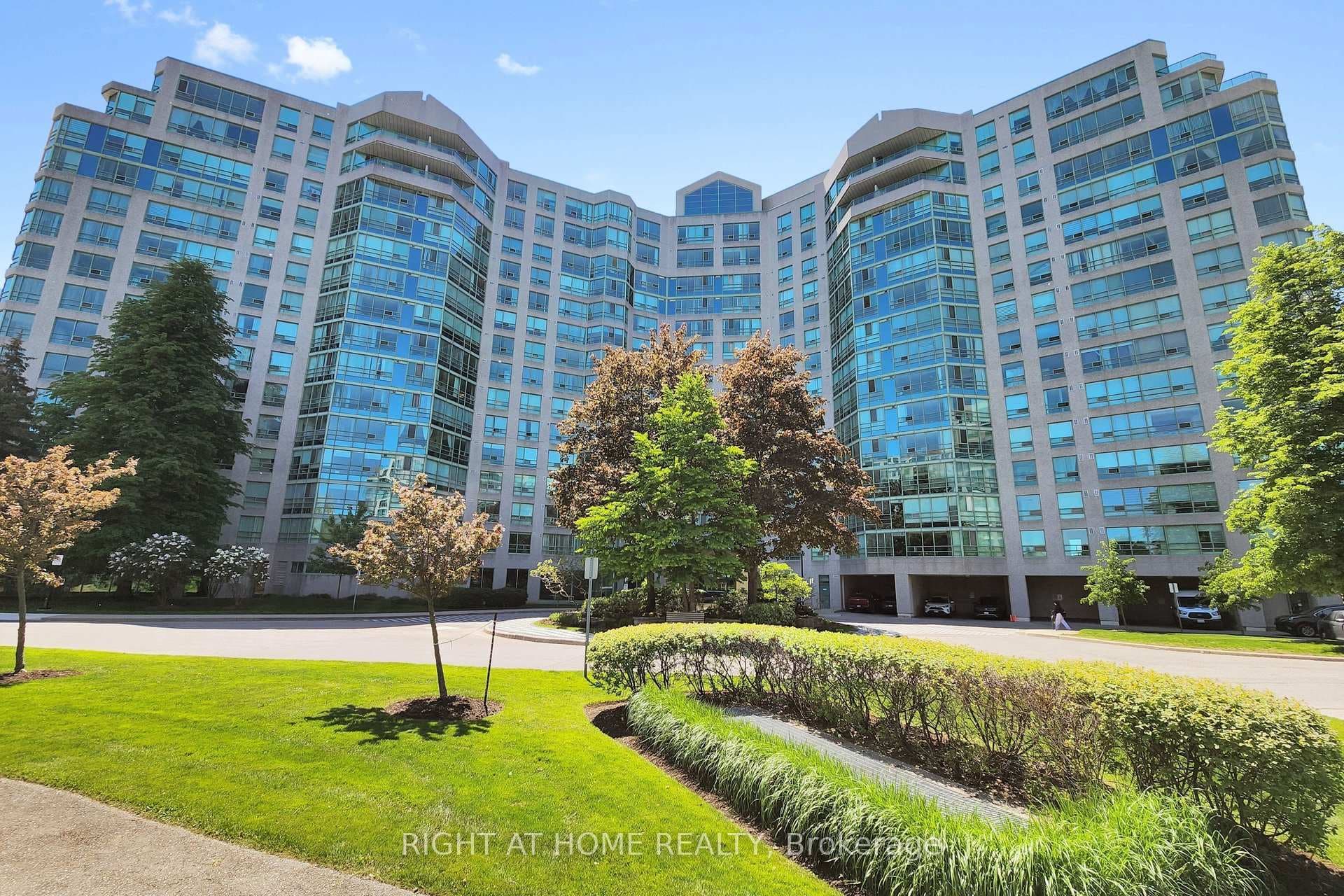 7805 Bayview Avenue Unit 1120