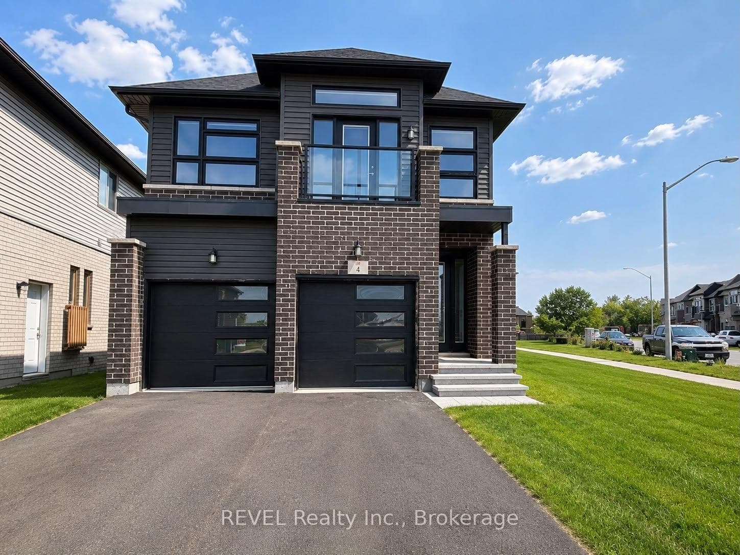 4 Mclaughlin Street