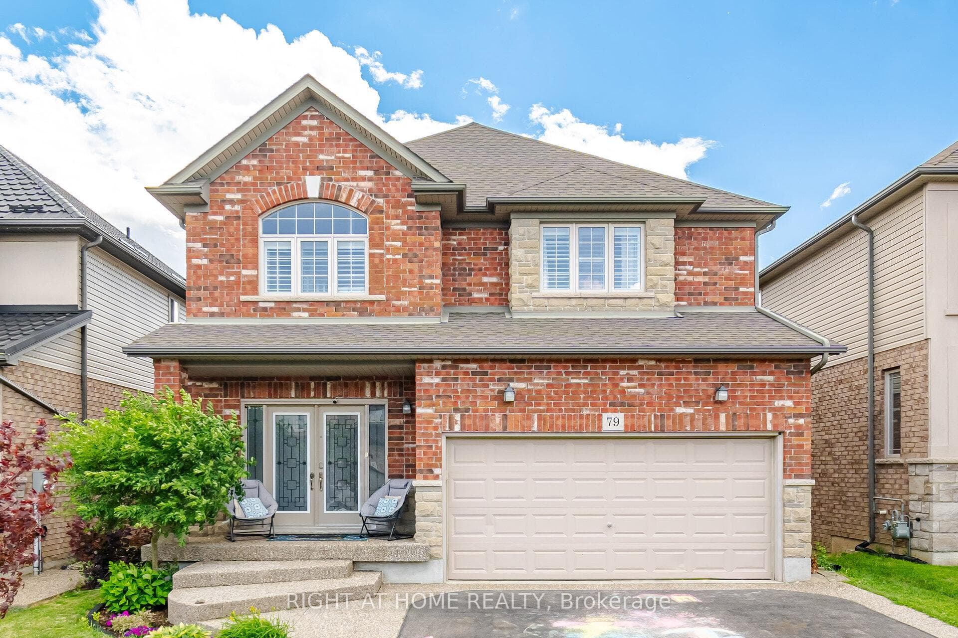 79 Garinger Crescent