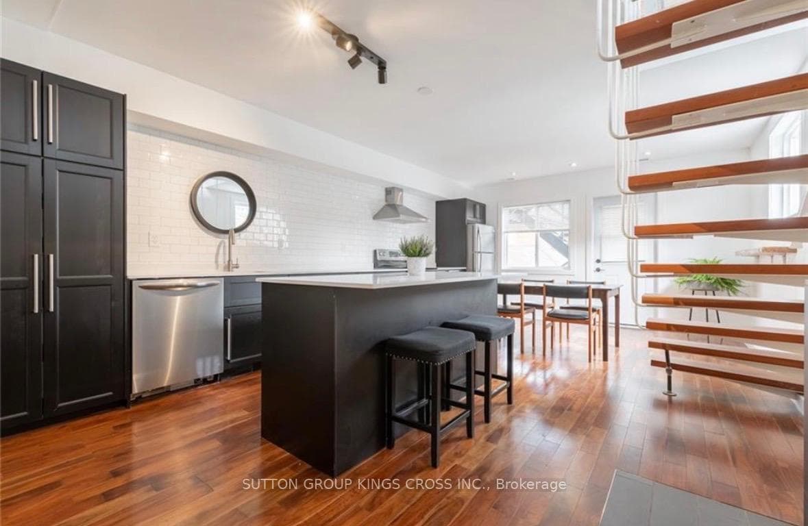 179 John Street Unit Upper