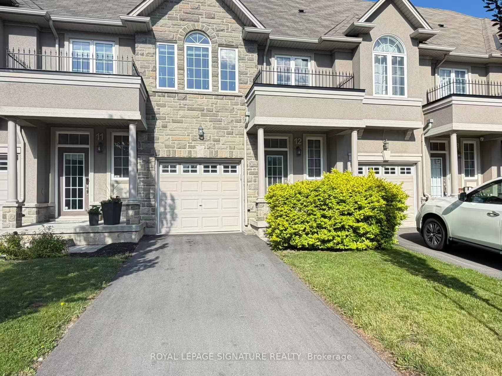 370 Stonehenge Drive Unit 12