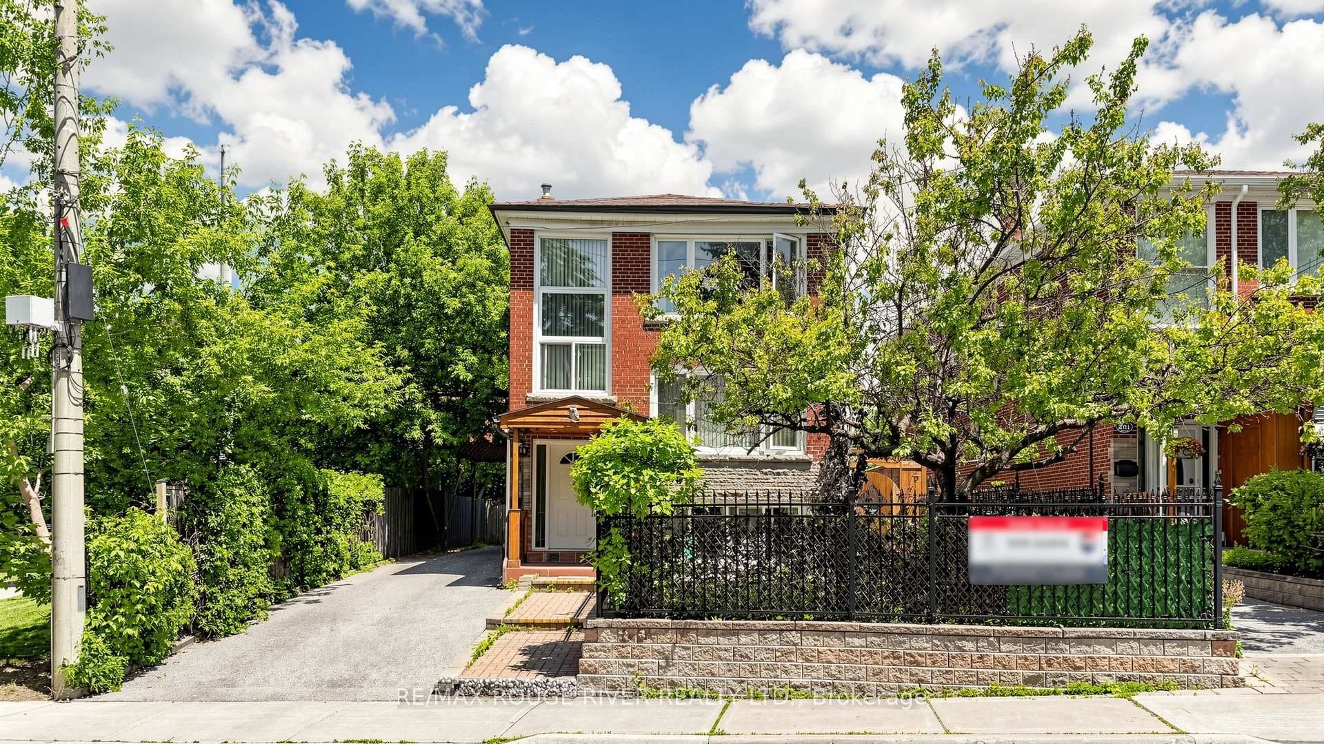 263 Oak Park Avenue