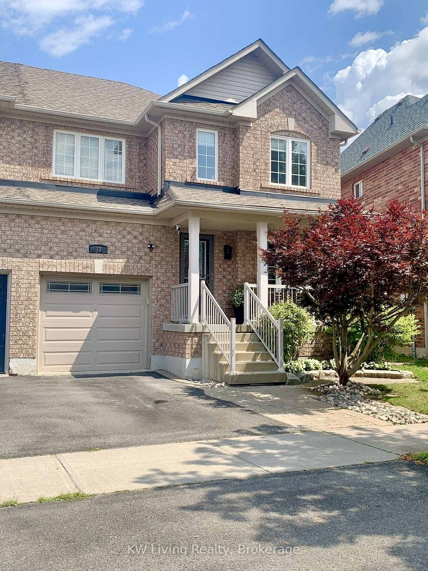 72 Stotts Crescent