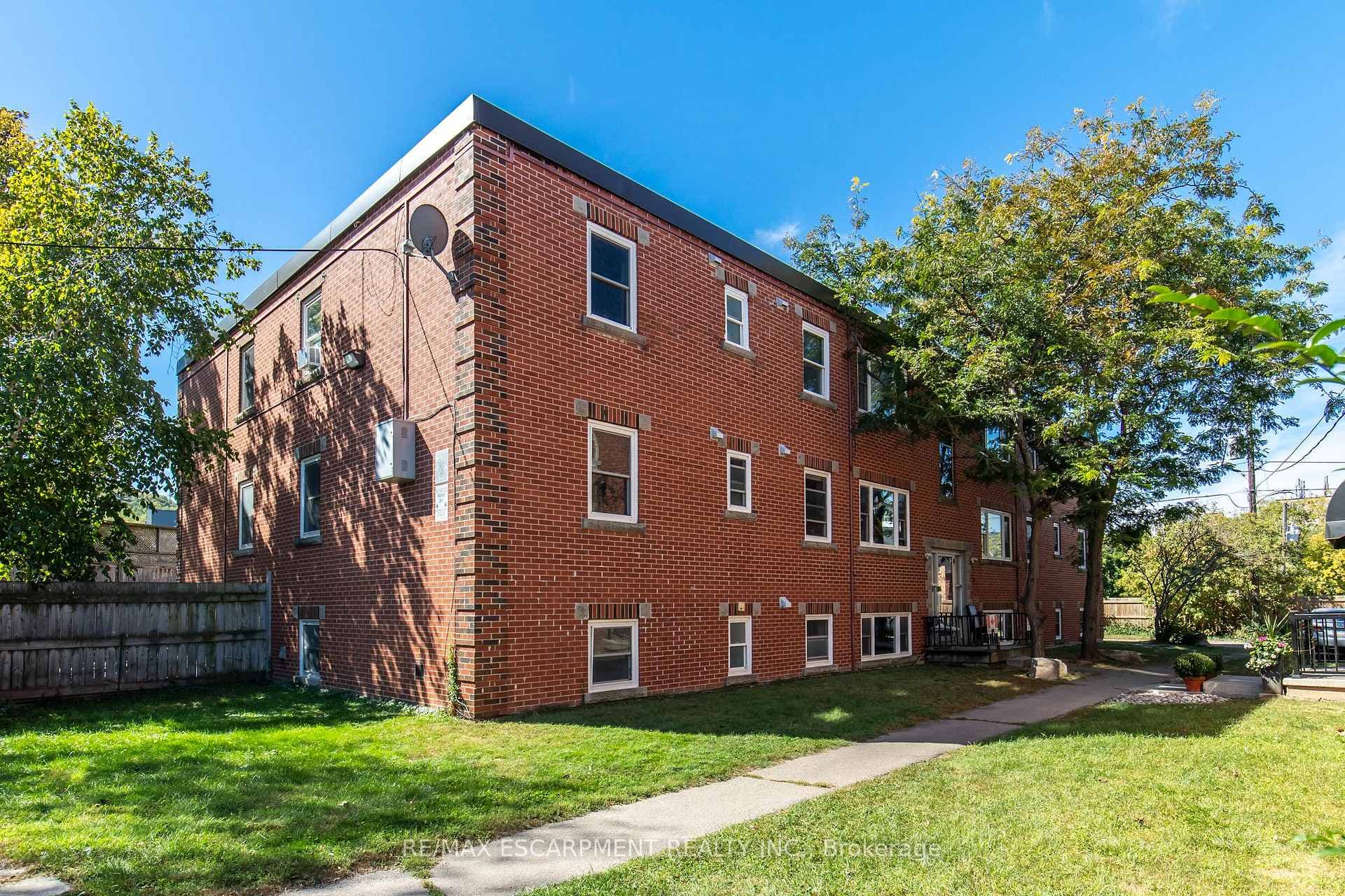 3 Applewood Avenue Unit 3
