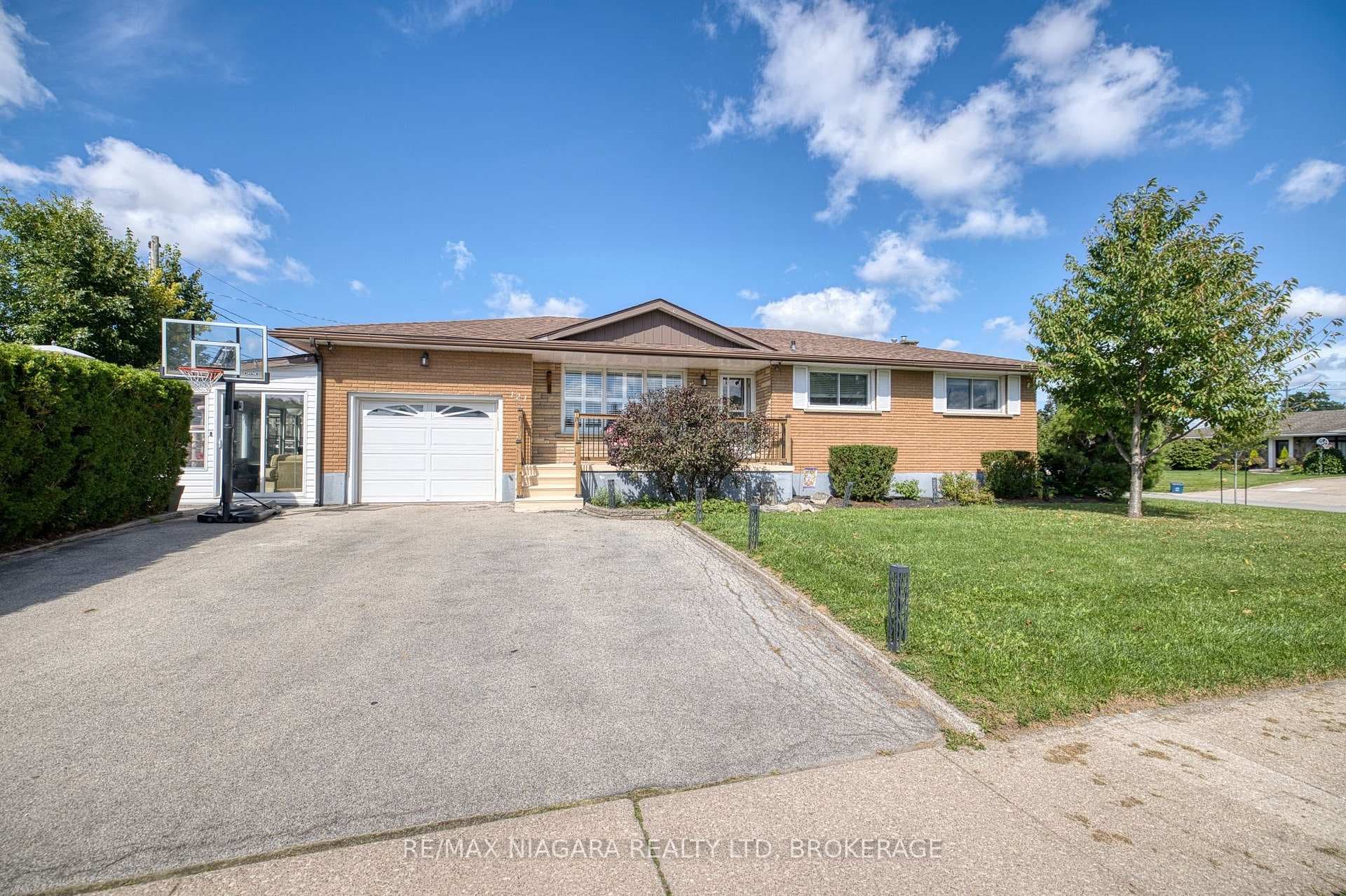 121 Garon Avenue