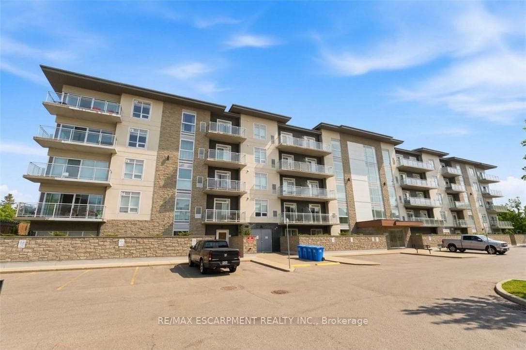 16 MARKLE Crescent Unit 413