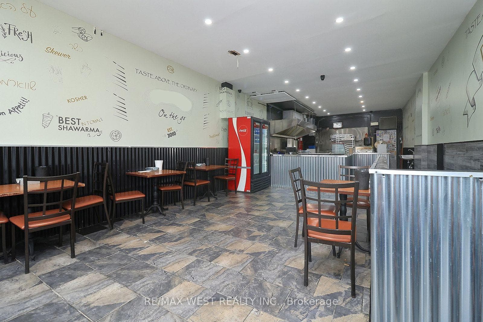 3023 Bathurst Street
