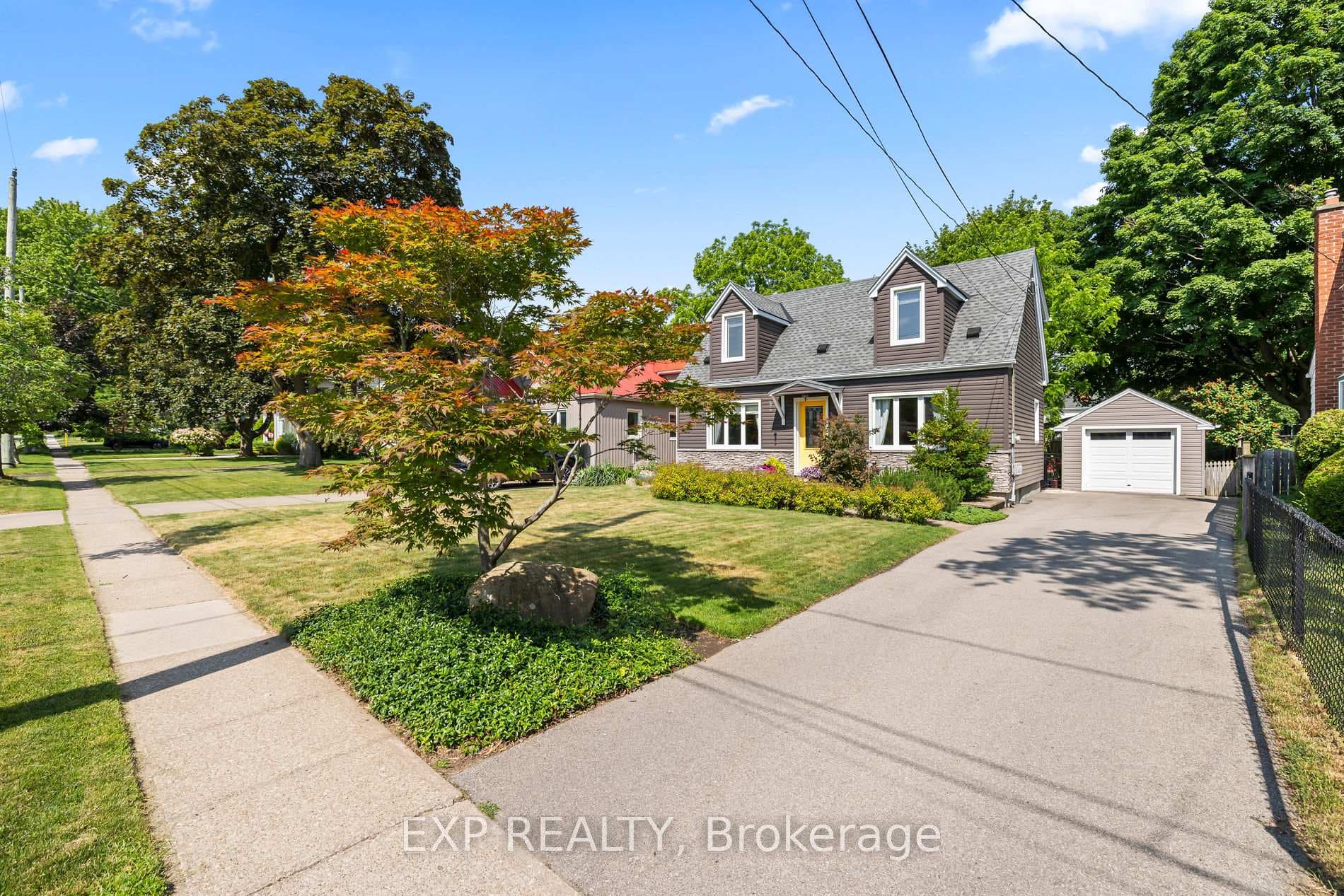 4 Rosslyn Avenue