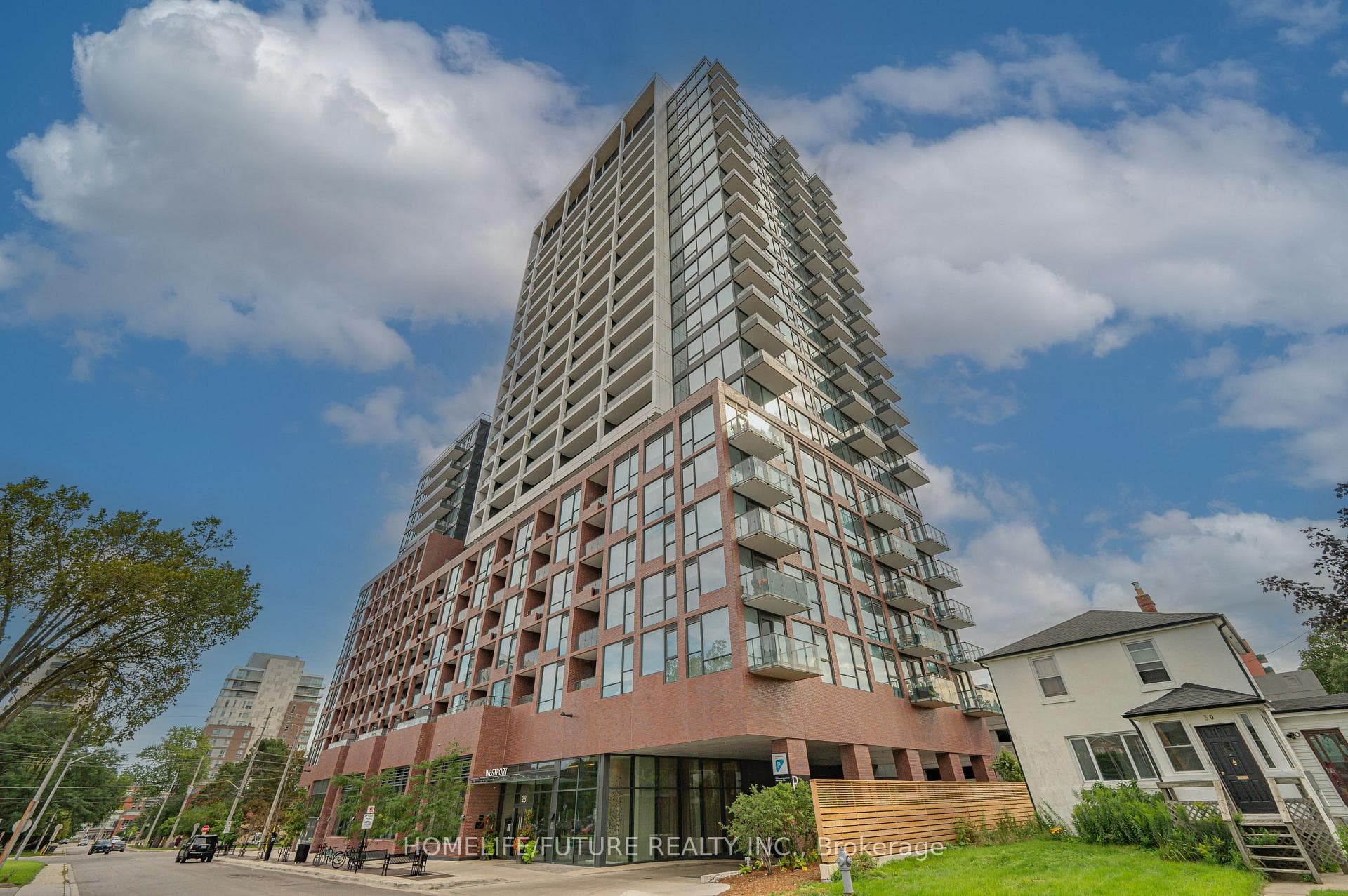 28 Ann Street Unit 208