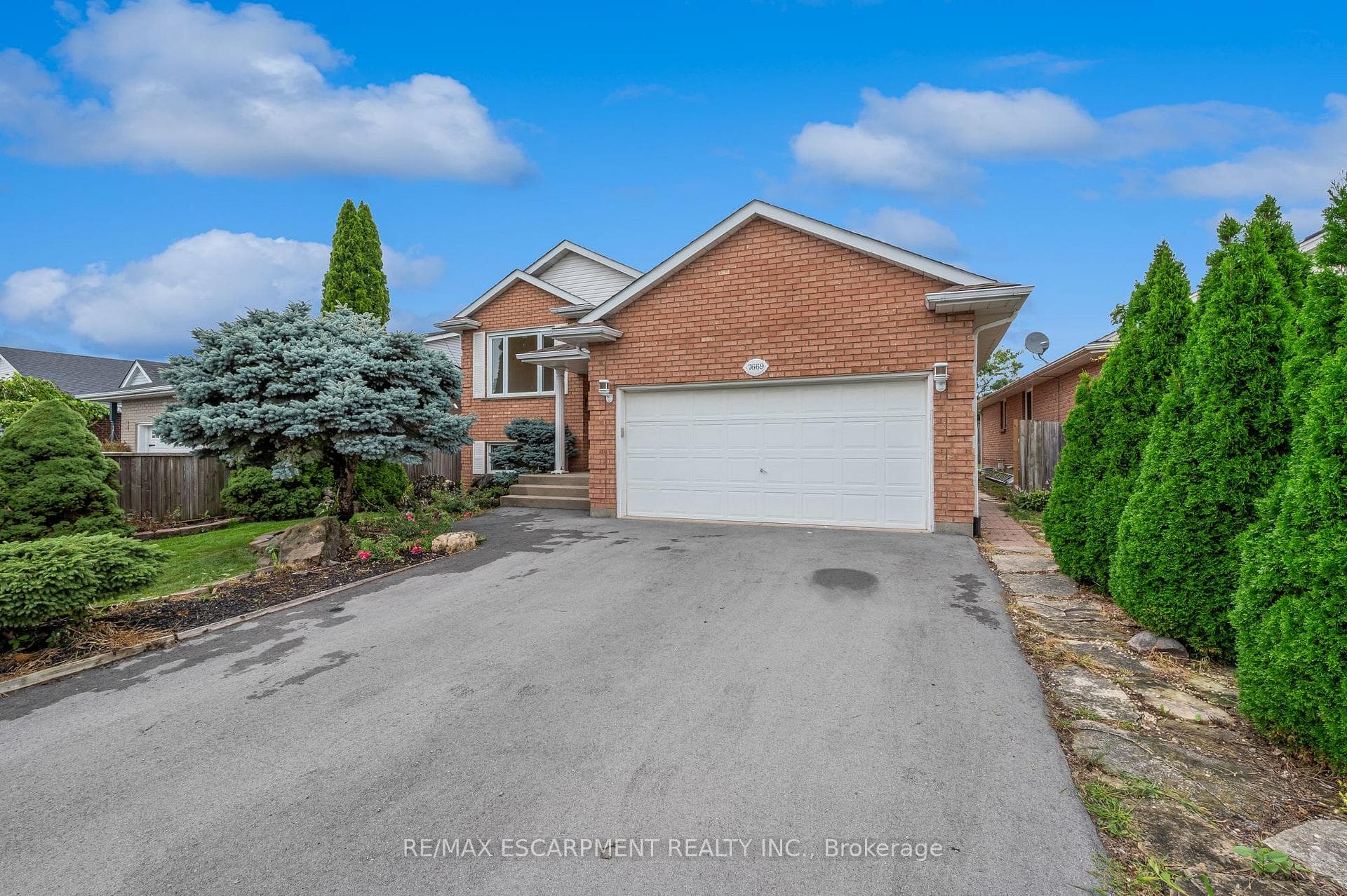 7669 Alpine Drive Unit #Lower